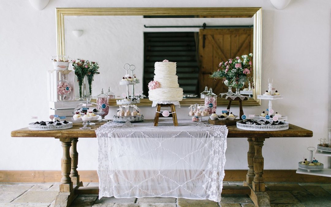 Edle Vintagehochzeit auf der Maisenburg in Hayingen