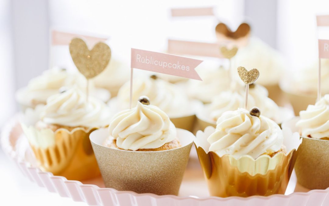 Ein Sweet Table mit großem Woweffekt und viel BlingBling