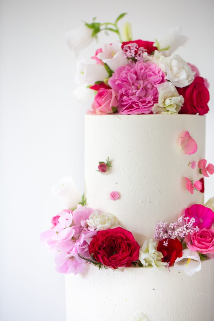 pink weiss 007 - suess und salzig Hochzeitstorte und Sweet Table: Der große Ratgeber für eure Hochzeit