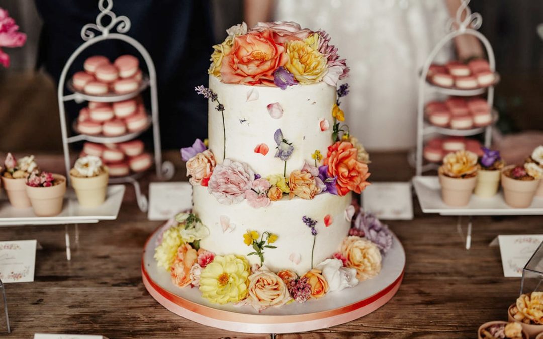 Farbenfrohe Hochzeit in den Lenderstuben
