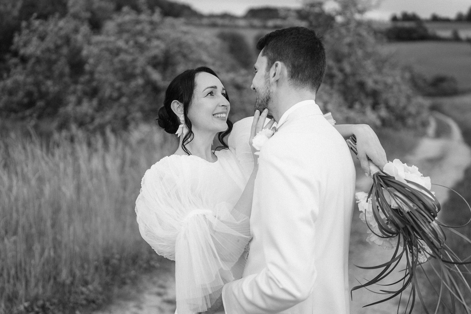 Hofgut Maisenburg: Eine außergewöhnliche Hochzeit mit einer Hochzeitstorte voller Kindheitserinnerungen